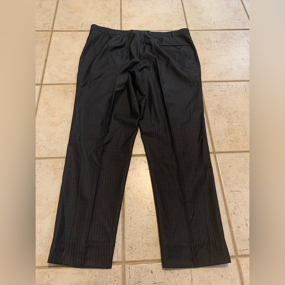 Men's Dark Gray/Black Pinstripe Dress Pants Trousers W38 - Picture 3 of 6